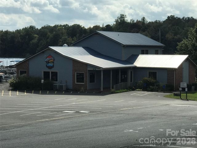 218 Cardinal Badin Shores Drive, New London, NC 28127
