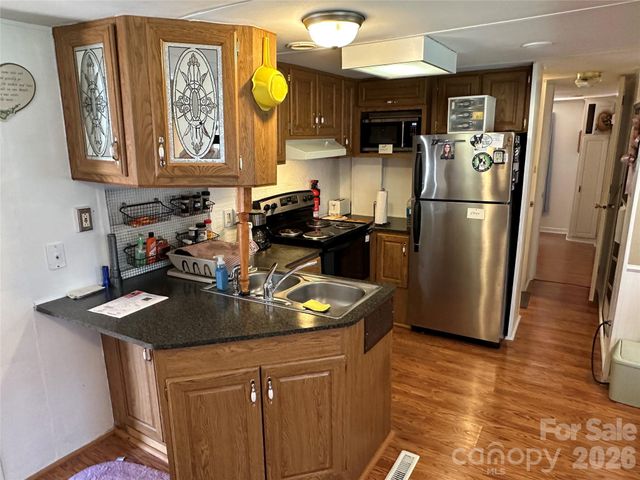 218 Cardinal Badin Shores Drive, New London, NC 28127