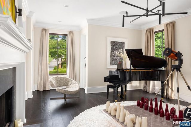 7 & 11 Stokes Farm Road, Old Tappan, NJ 07675