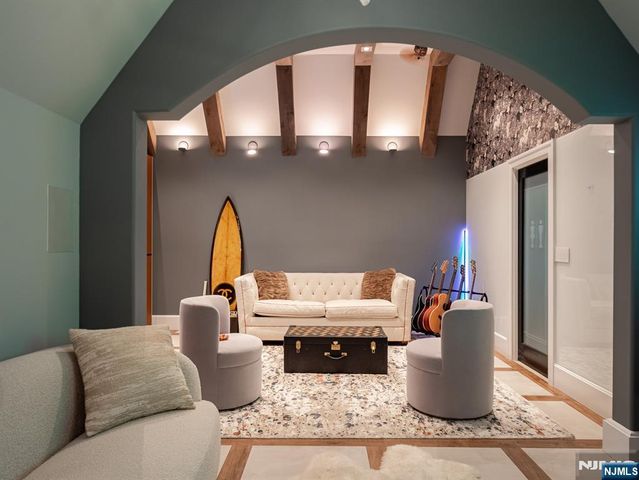 7 & 11 Stokes Farm Road, Old Tappan, NJ 07675