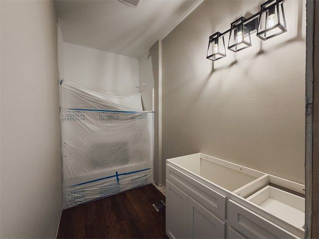 290 W Blue Jay, Diamond City, AR 72601