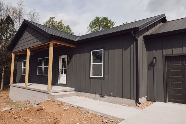 290 W Blue Jay, Diamond City, AR 72601