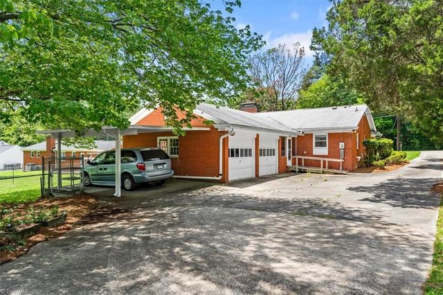 3109 Groometown Road, Greensboro, NC 27407