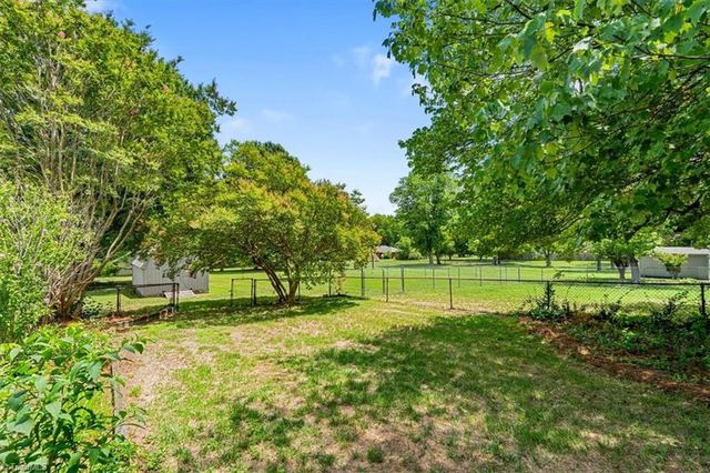 3109 Groometown Road, Greensboro, NC 27407