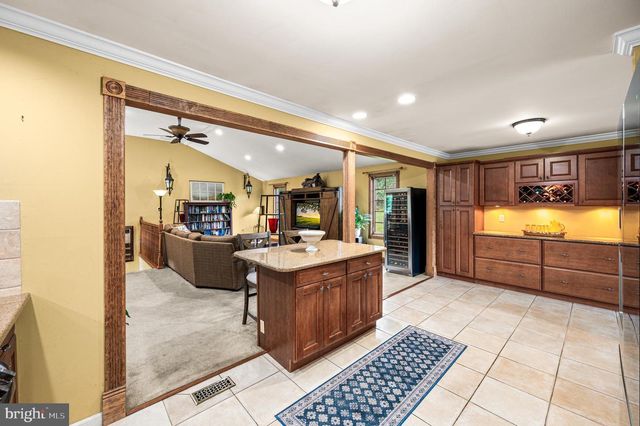 33 MELISSA LN, Royersford, PA 19468
