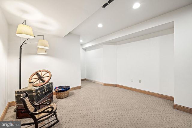 33 MELISSA LN, Royersford, PA 19468