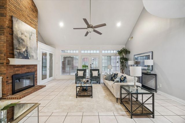 3622 Springhill Lane, Sugar Land, TX 77479