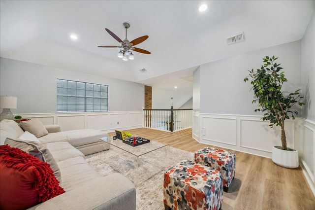 3622 Springhill Lane, Sugar Land, TX 77479