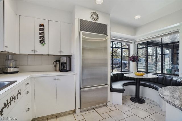 3119 Highland Drive, Silver Lake, OH 44224