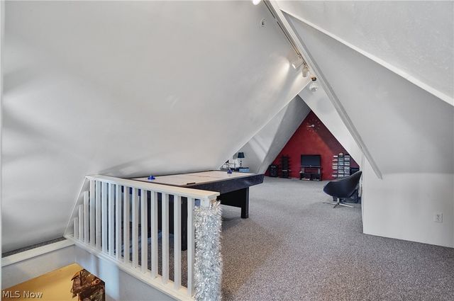 3119 Highland Drive, Silver Lake, OH 44224