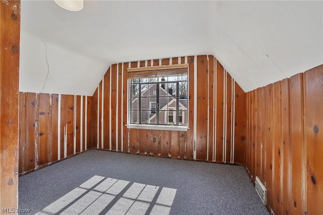 3119 Highland Drive, Silver Lake, OH 44224