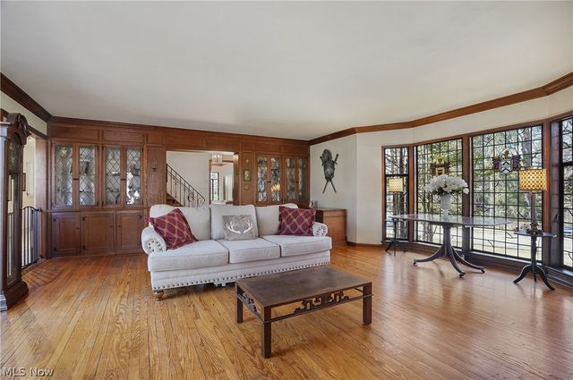 3119 Highland Drive, Silver Lake, OH 44224