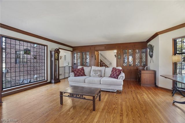 3119 Highland Drive, Silver Lake, OH 44224