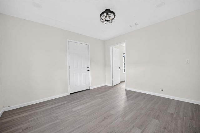 4715 Engleford Street, Houston, TX 77026