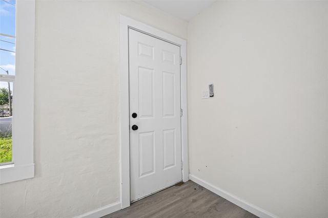 4715 Engleford Street, Houston, TX 77026