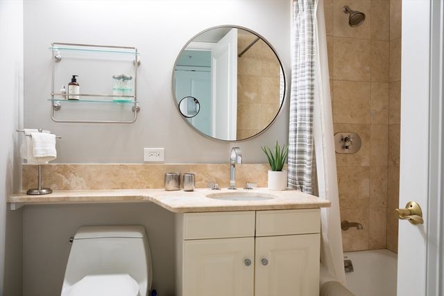 3 Avery St 604, Boston, MA 02111