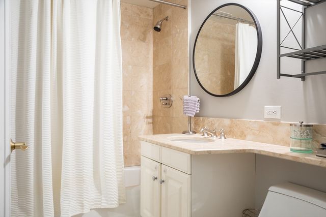 3 Avery St 604, Boston, MA 02111