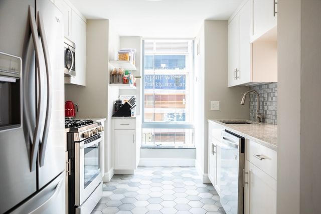 3 Avery St 604, Boston, MA 02111