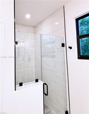 113 Monroe Ave, Lehigh Acres, FL 33936