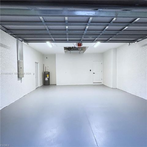 113 Monroe Ave, Lehigh Acres, FL 33936