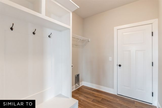 5714 NE Creek Ridge Drive, Ankeny, IA 50021