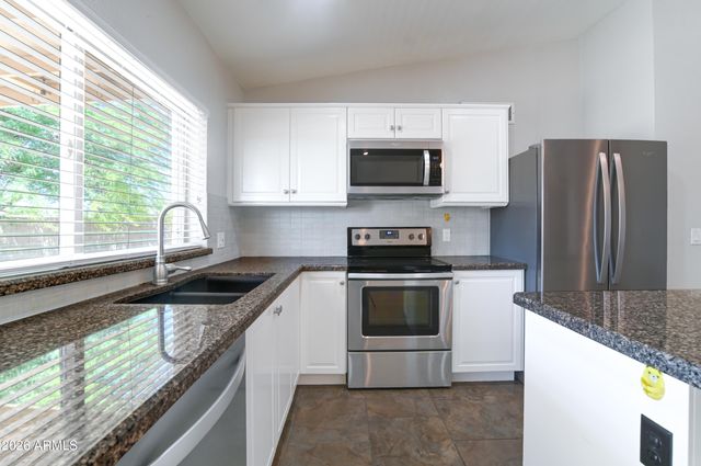2421 W Brooks Street, Chandler, AZ 85224