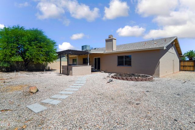 2421 W Brooks Street, Chandler, AZ 85224