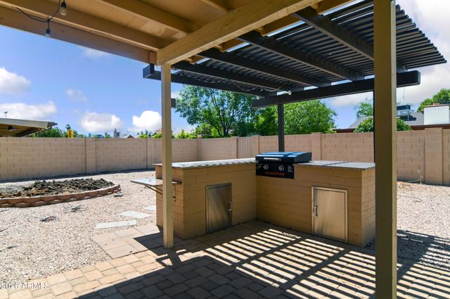 2421 W Brooks Street, Chandler, AZ 85224
