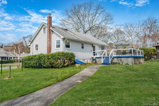 30 Erving Avenue, East Patchogue, NY 11772