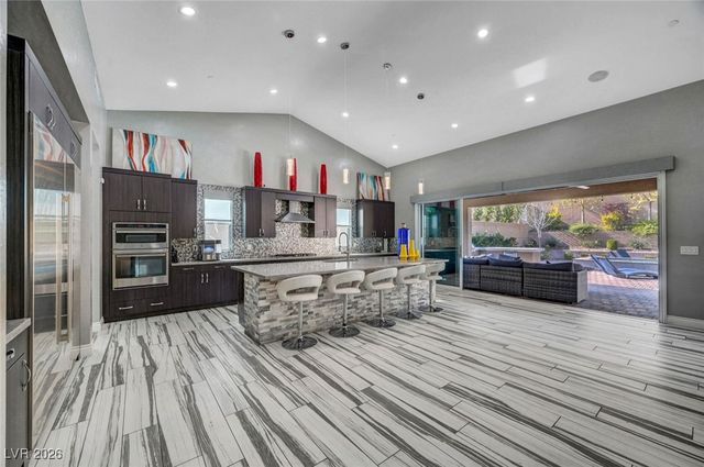 7521 Tucker William Street, Las Vegas, NV 89149