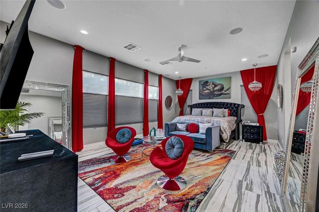 7521 Tucker William Street, Las Vegas, NV 89149