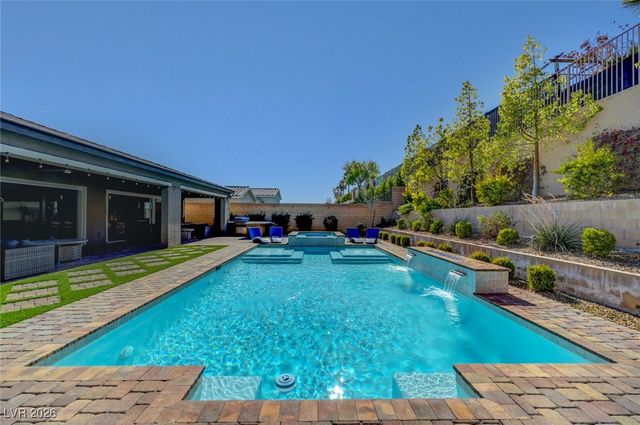 7521 Tucker William Street, Las Vegas, NV 89149