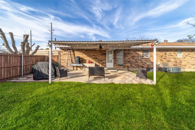 10 Carter Road, Van Alstyne, TX 75495