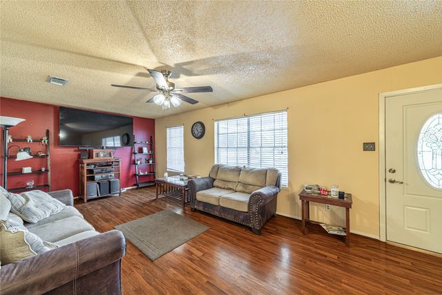 10 Carter Road, Van Alstyne, TX 75495