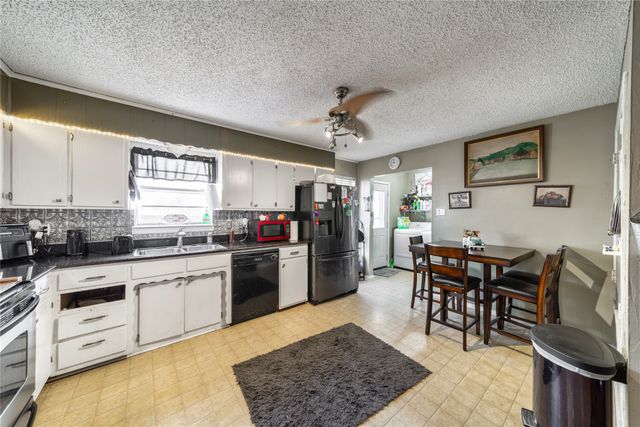 10 Carter Road, Van Alstyne, TX 75495