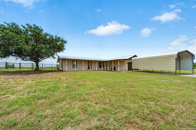 4044 W Fm 476, Poteet, TX 78065