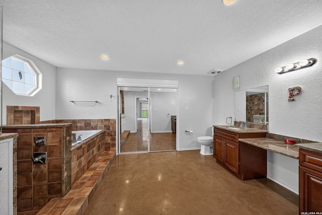 4044 W Fm 476, Poteet, TX 78065
