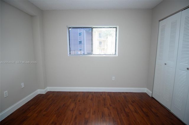 9491 S Palm Cir S 101, Pembroke Pines, FL 33025