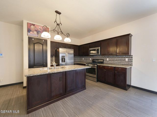 11629 GROTTO BAY Court, El Paso, TX 79936