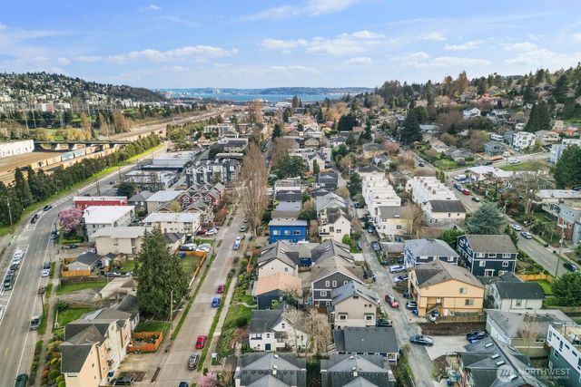 3443 21st Avenue W, Seattle, WA 98199