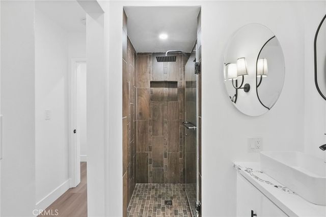23701 Califa, Los Angeles, CA 91367