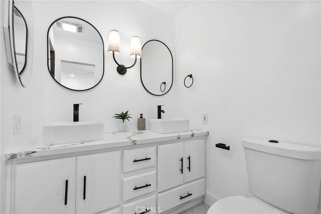 23701 Califa, Los Angeles, CA 91367