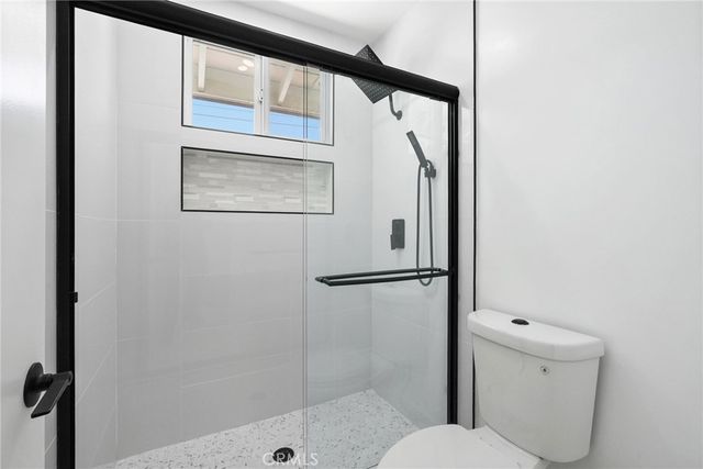 23701 Califa, Los Angeles, CA 91367