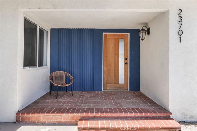 23701 Califa, Los Angeles, CA 91367