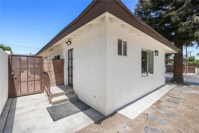 23701 Califa, Los Angeles, CA 91367