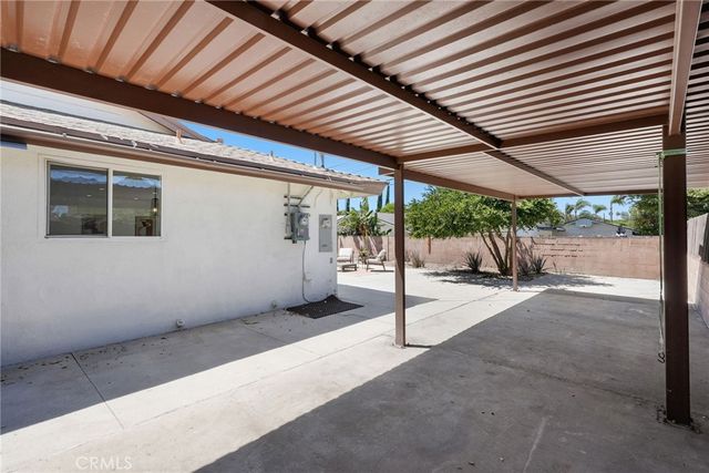 23701 Califa, Los Angeles, CA 91367