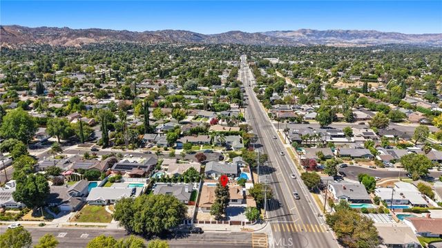 23701 Califa, Los Angeles, CA 91367
