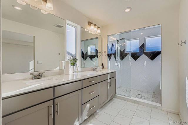 22238 E 45th Place, Aurora, CO 80019
