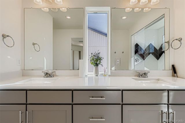 22238 E 45th Place, Aurora, CO 80019