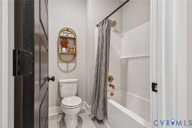 15327 Buck Calhoun Blvd, Lanexa, VA 23089